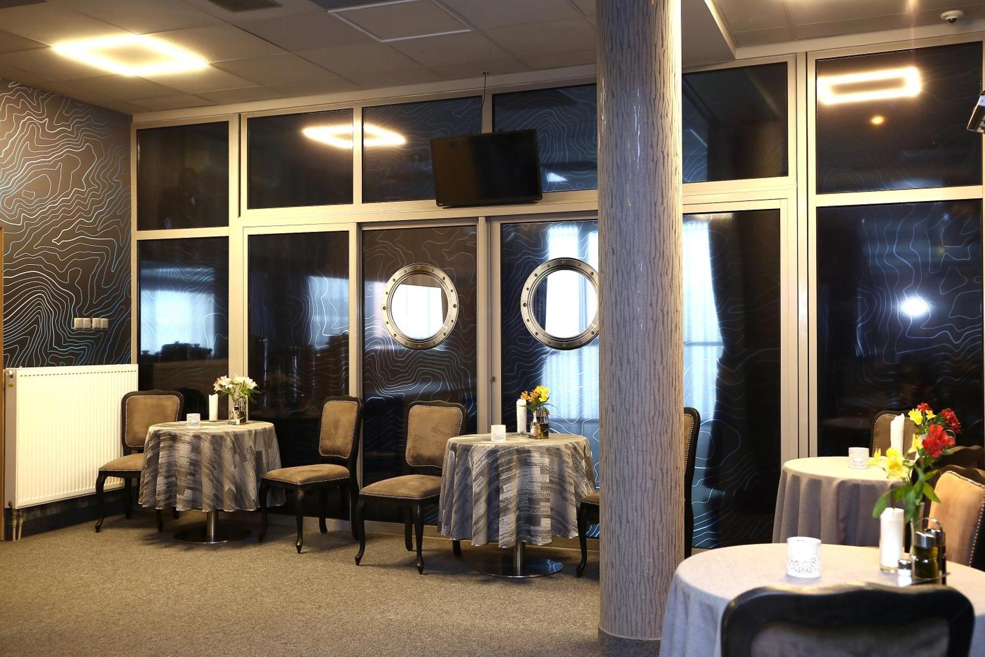 Hotel Forma Piła Esterno foto