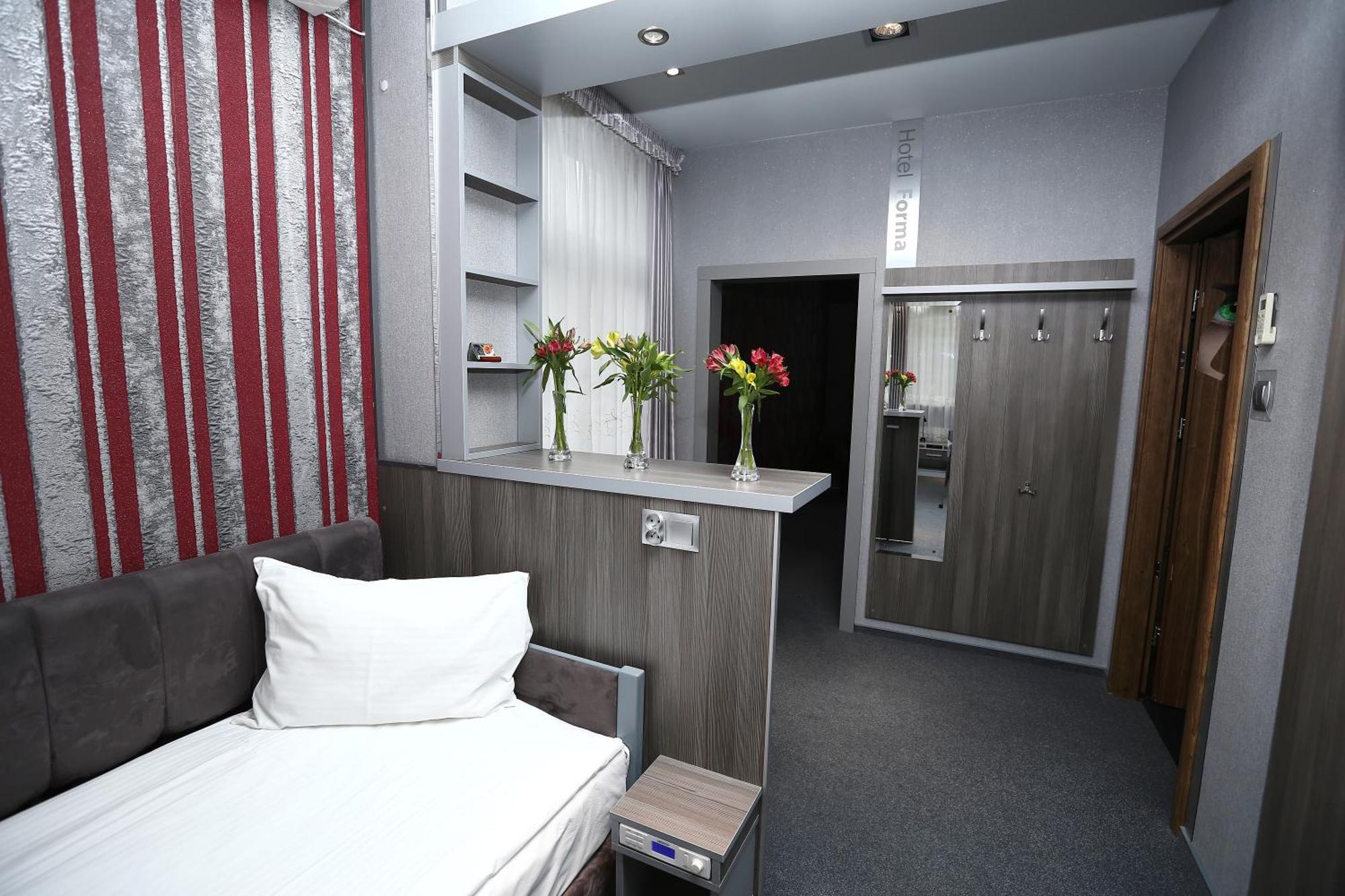 Hotel Forma Piła Esterno foto